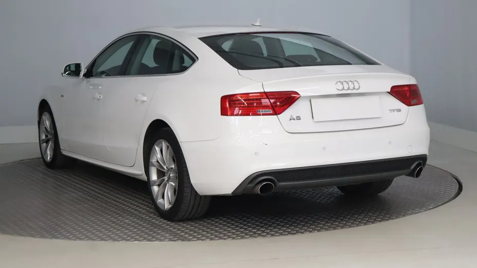 Audi A5 -