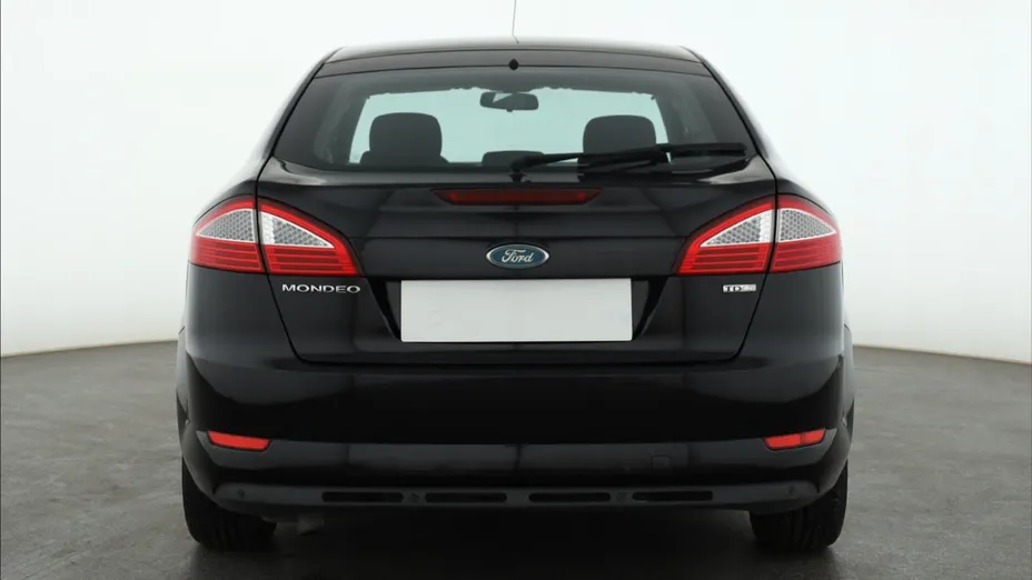 Ford Mondeo -