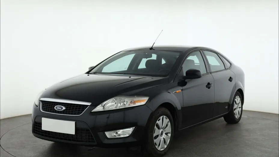 Ford Mondeo -