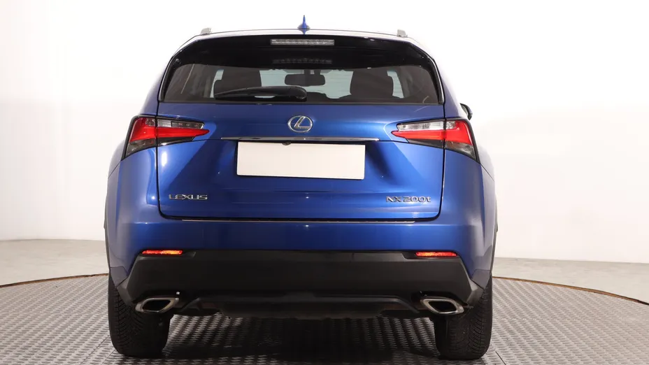 Lexus NX -