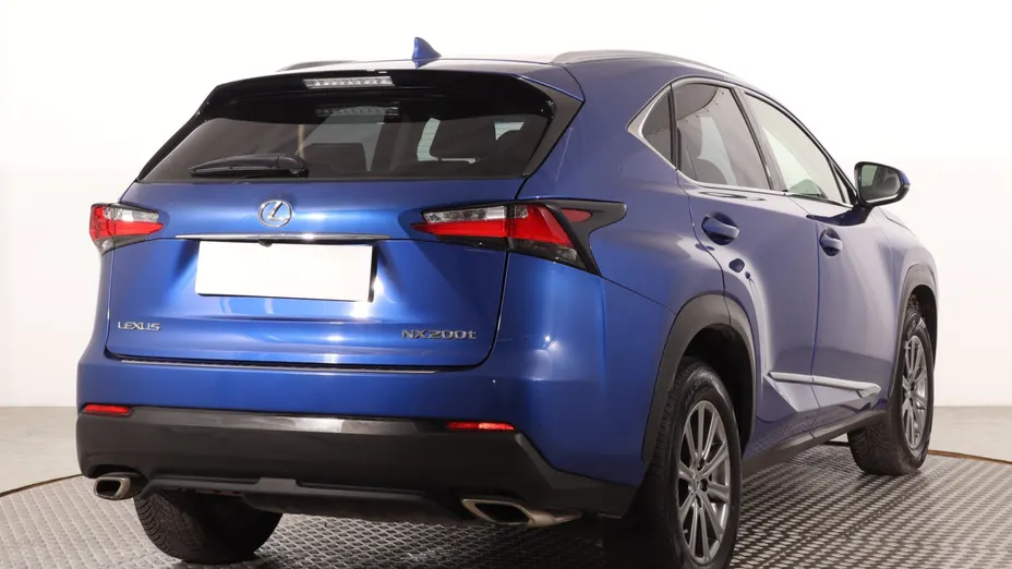 Lexus NX -