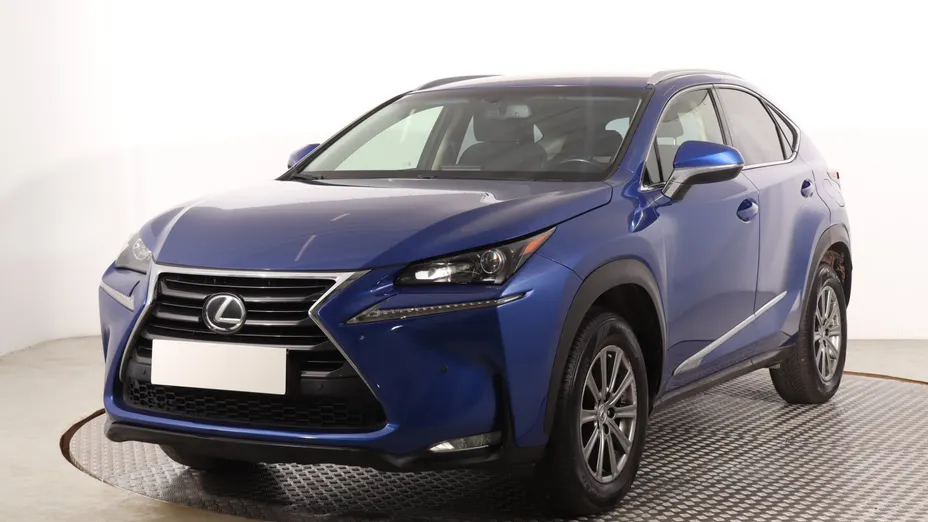 Lexus NX -