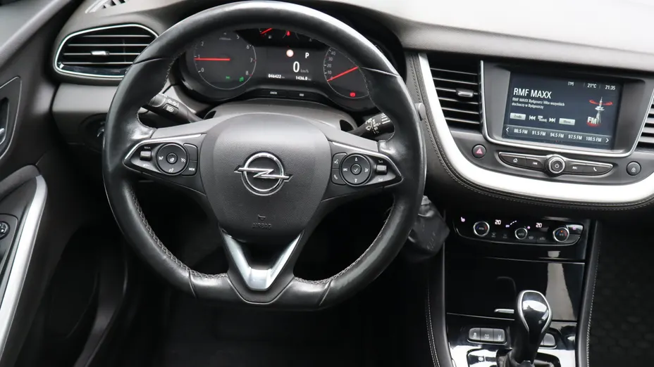 Opel Grandland -