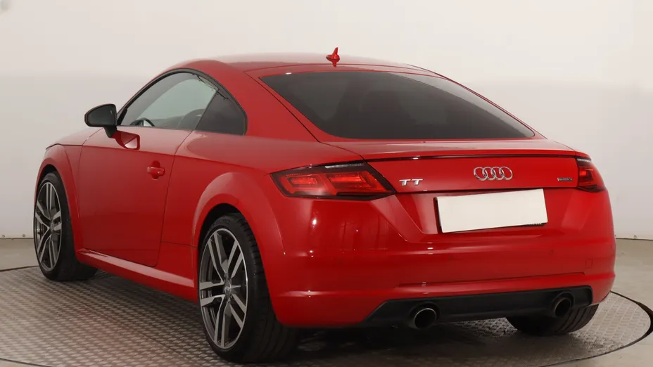 Audi TT -