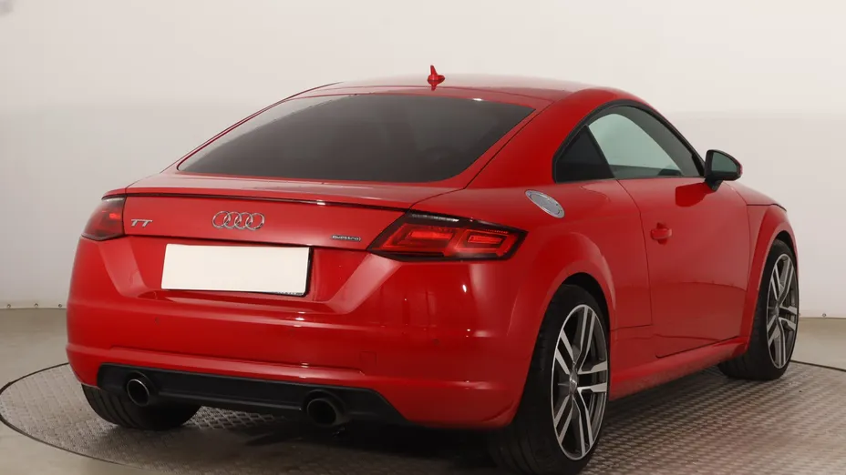 Audi TT -