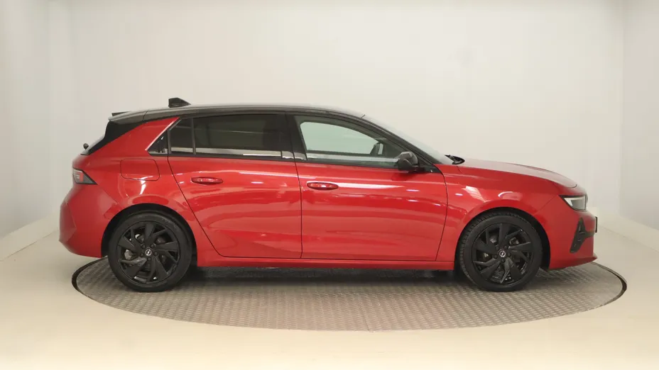 Opel Astra -