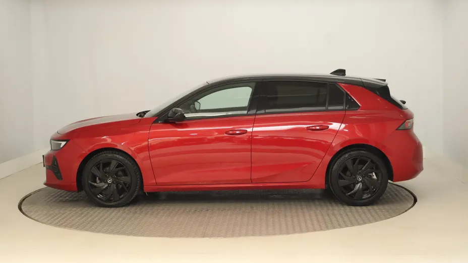 Opel Astra -
