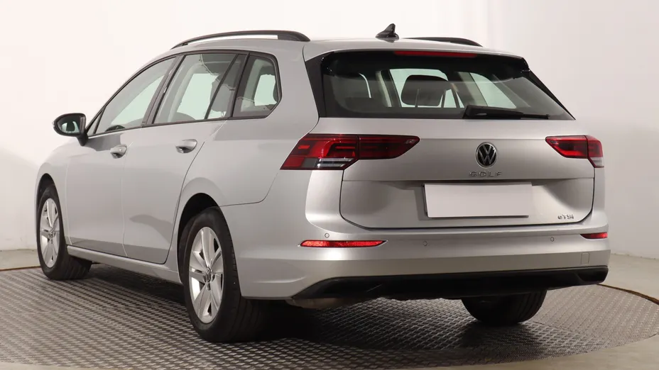 VW Golf -