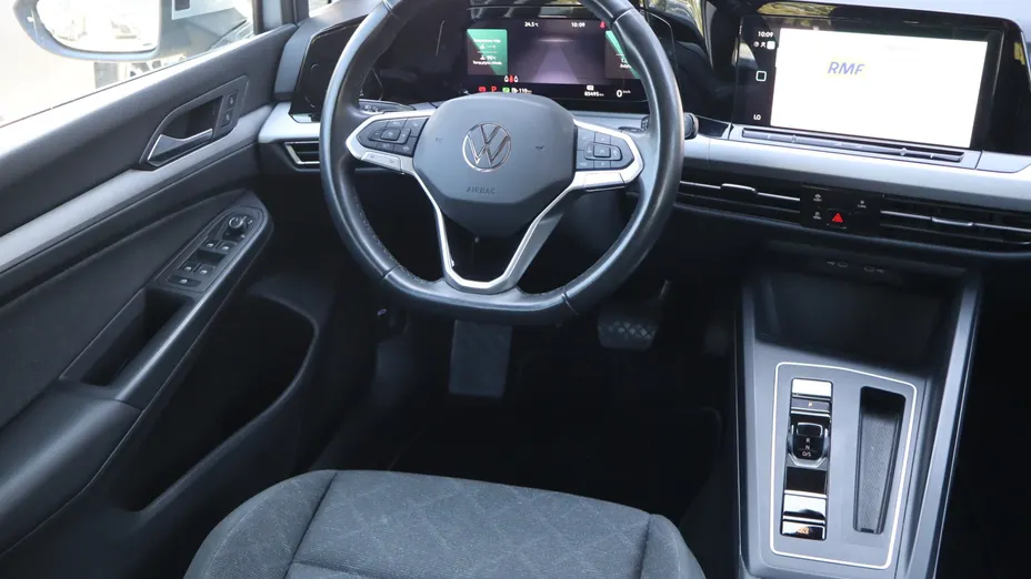 VW Golf -
