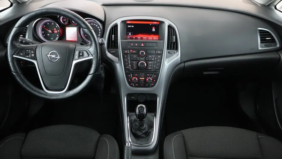 Opel Astra -