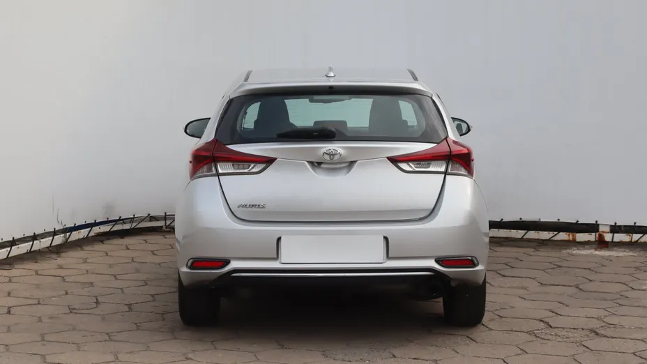 Toyota Auris -