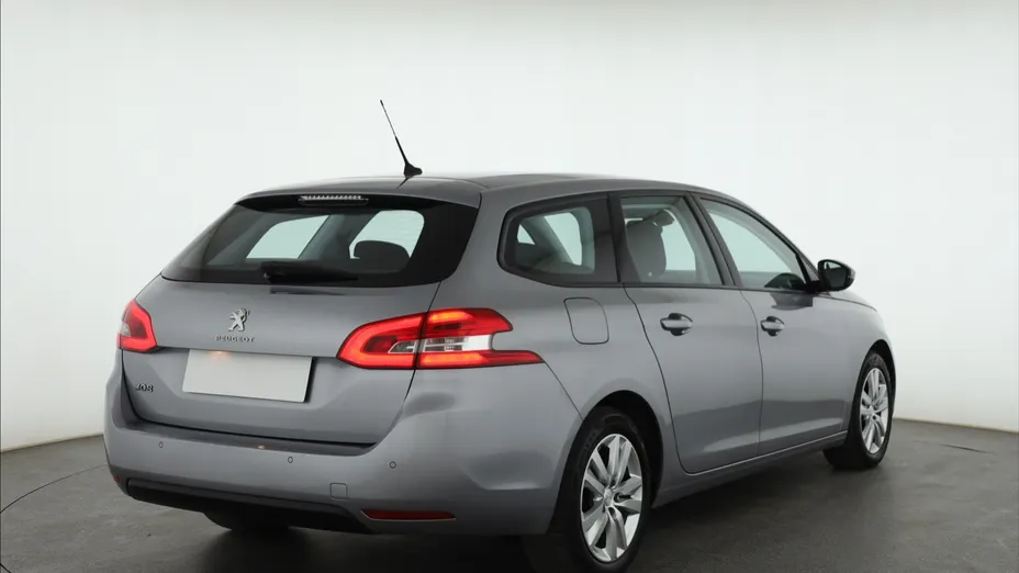 Peugeot 308 -