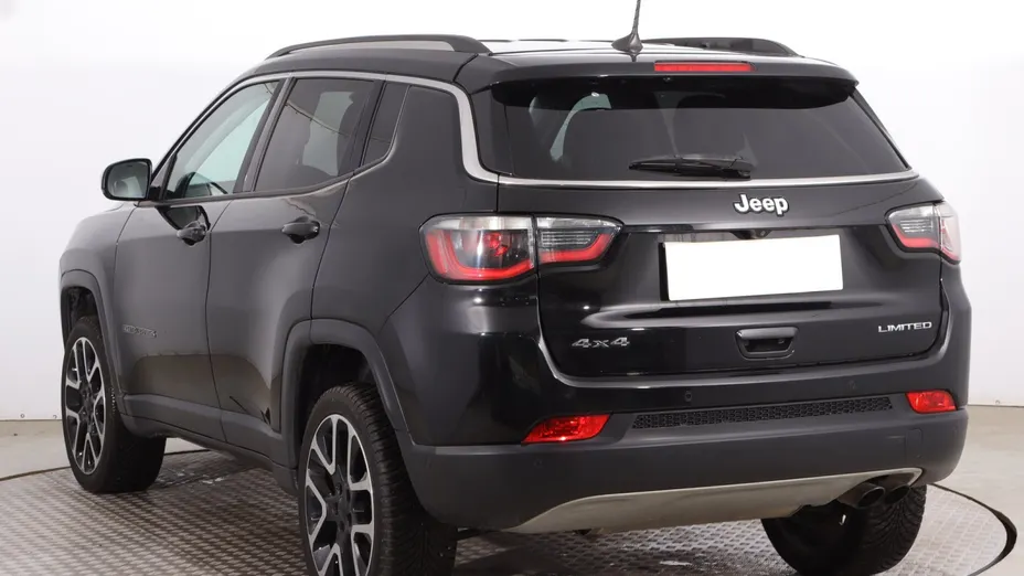 Jeep Compass -