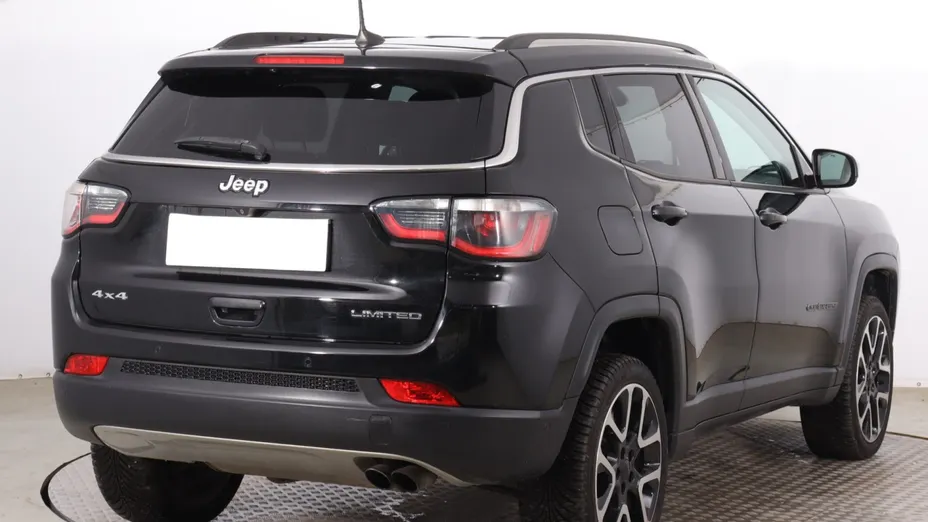 Jeep Compass -