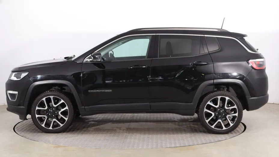 Jeep Compass -