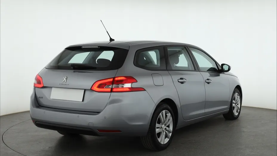 Peugeot 308 -
