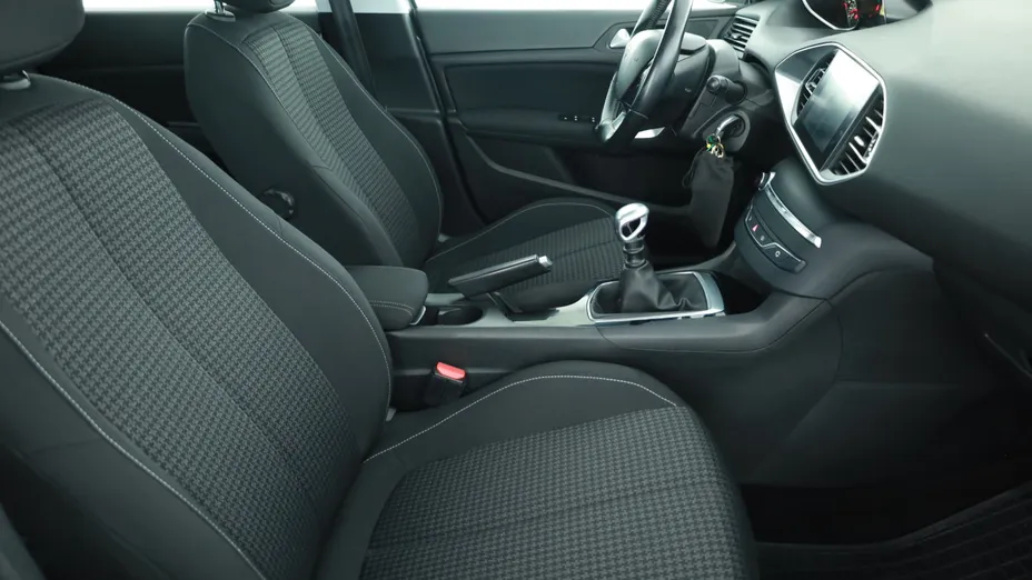 Peugeot 308 -