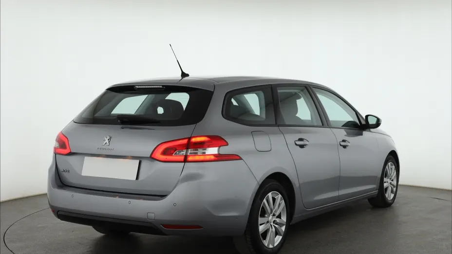 Peugeot 308 -