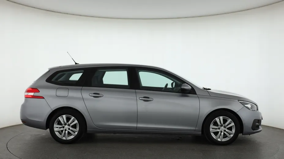 Peugeot 308 -