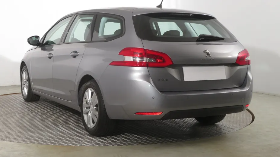 Peugeot 308 -