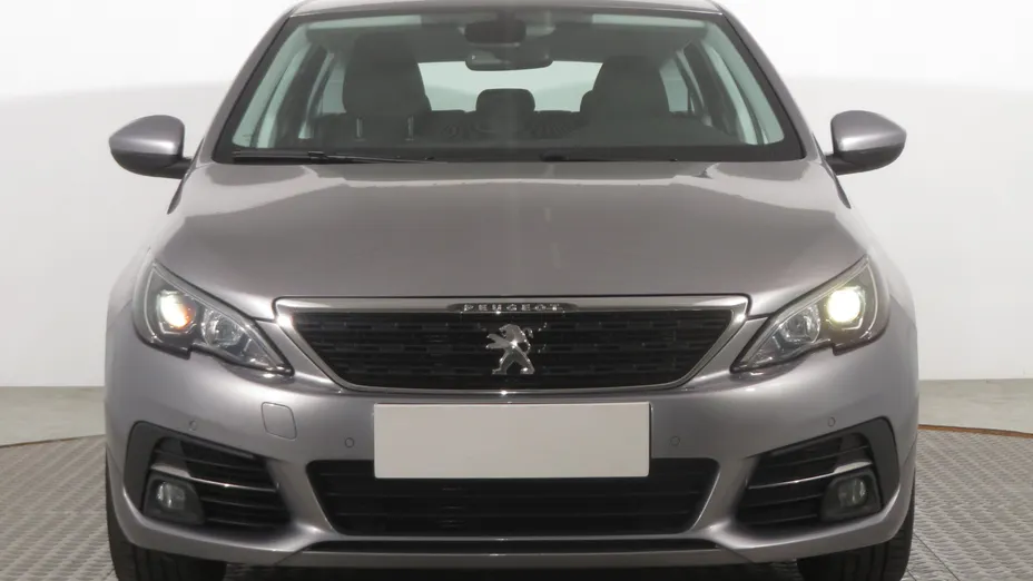Peugeot 308 -