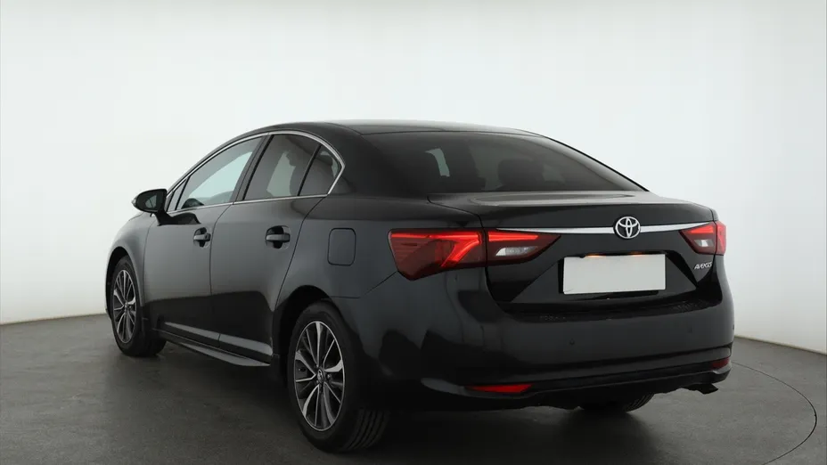 Toyota Avensis -