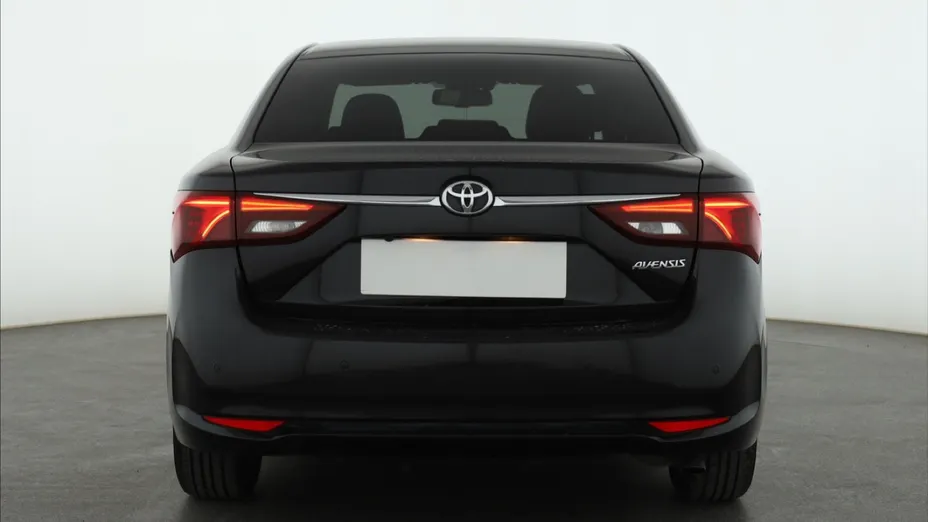 Toyota Avensis -
