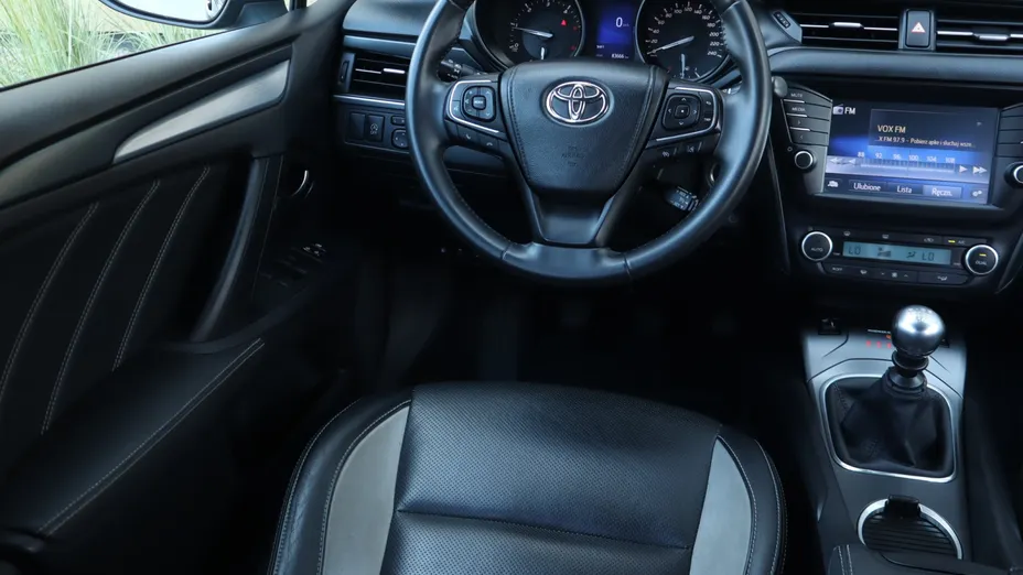 Toyota Avensis -