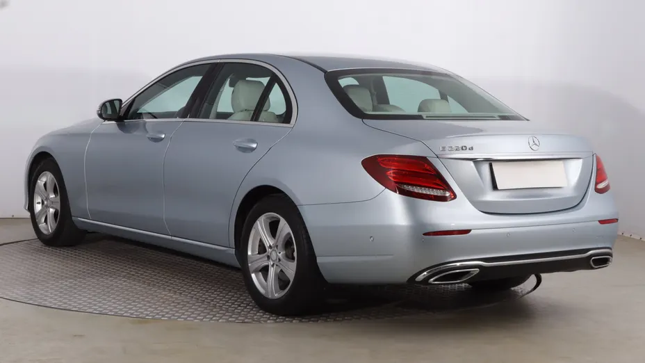 Mercedes E Klasa -