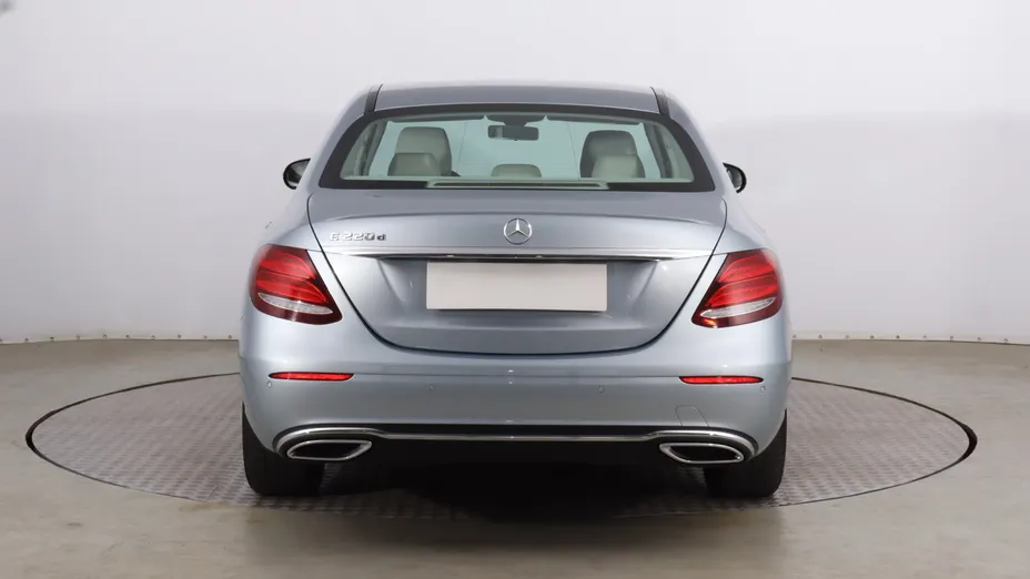 Mercedes E Klasa -