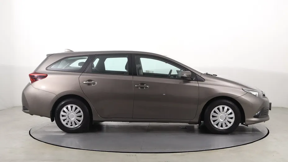 Toyota Auris -