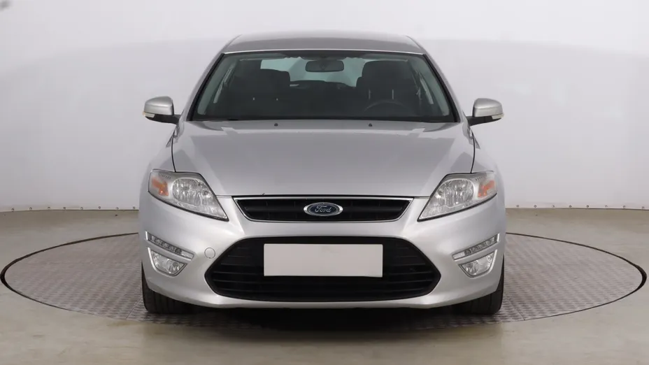 Ford Mondeo -