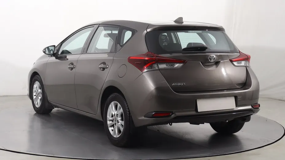 Toyota Auris -