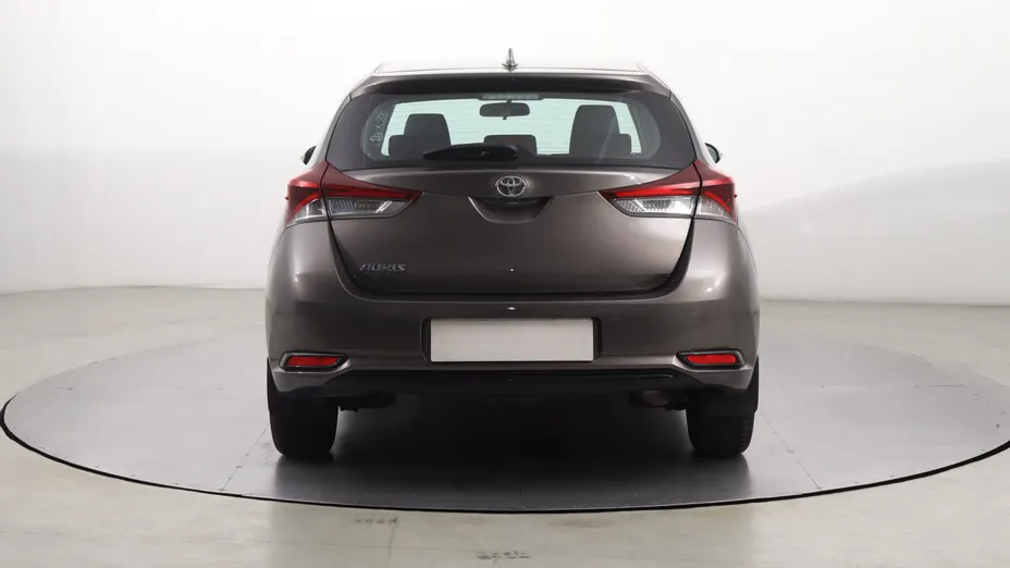 Toyota Auris -