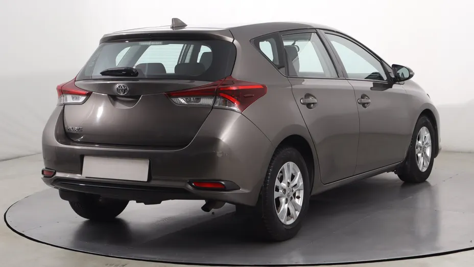 Toyota Auris -