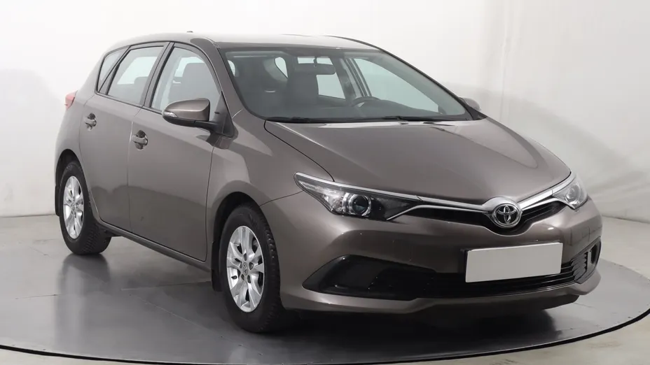 Toyota Auris -