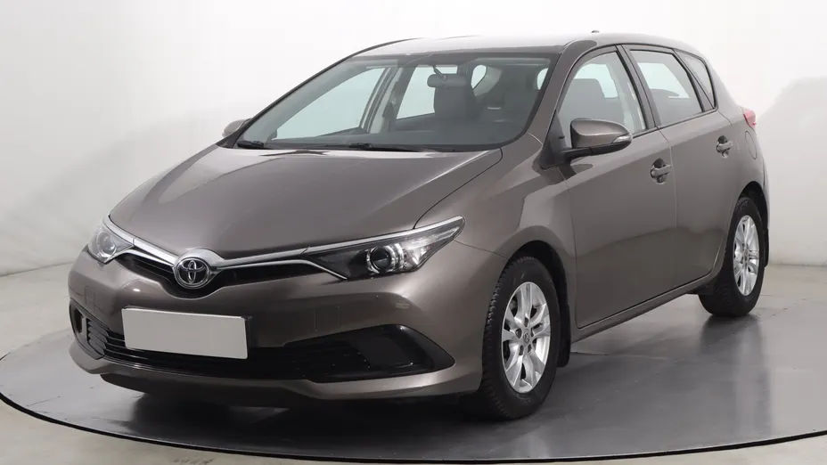 Toyota Auris -