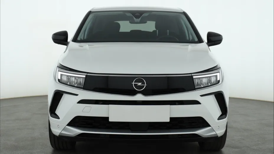 Opel Grandland -