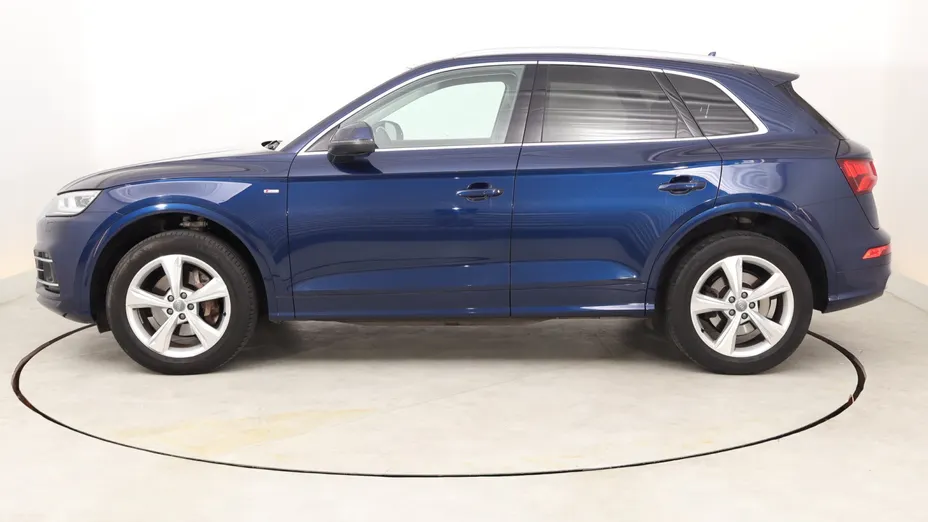 Audi Q5 -