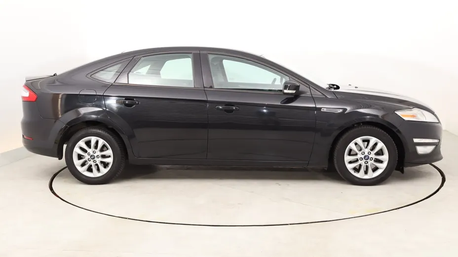 Ford Mondeo -