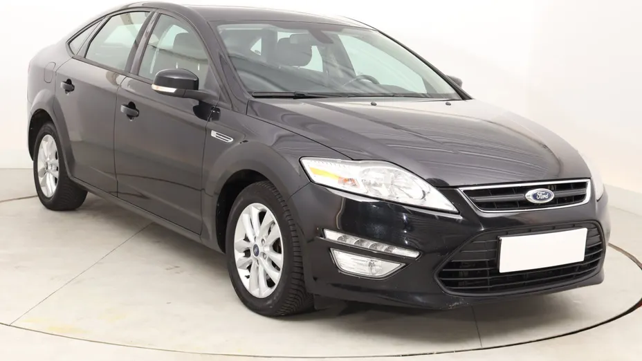 Ford Mondeo -