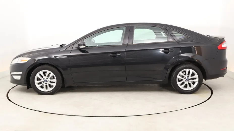 Ford Mondeo -