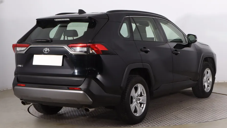 Toyota RAV4 -