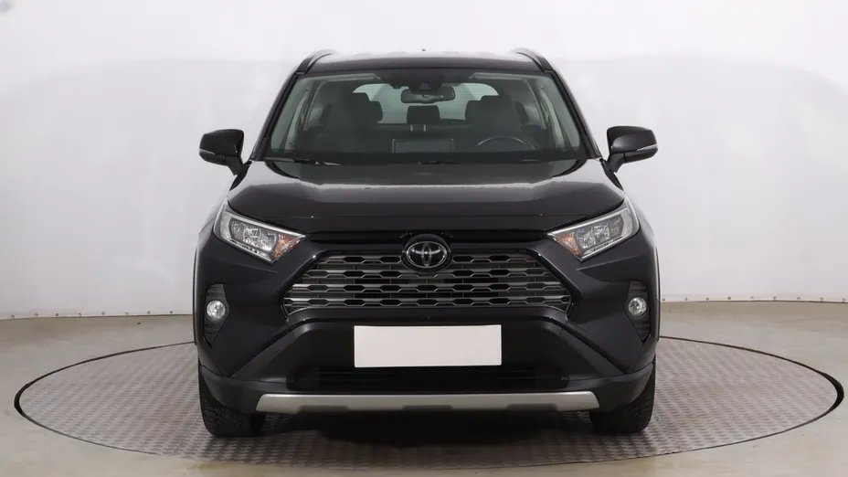 Toyota RAV4 -
