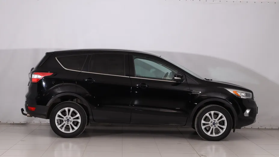 Ford Kuga -
