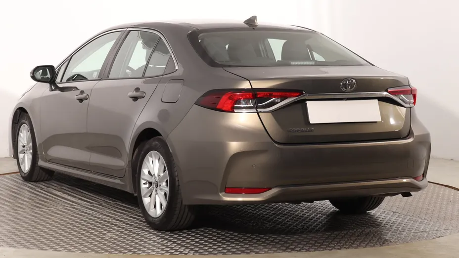 Toyota Corolla -