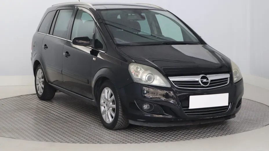 Opel Zafira -