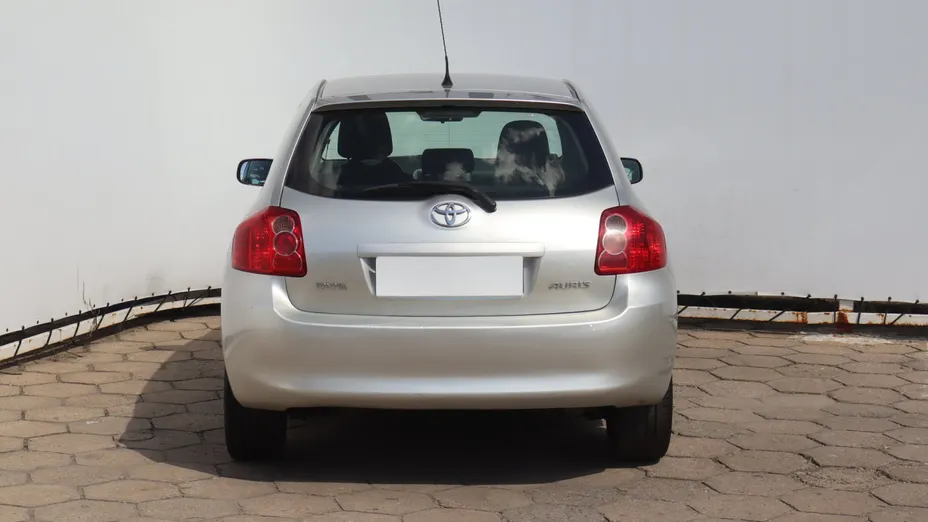 Toyota Auris -