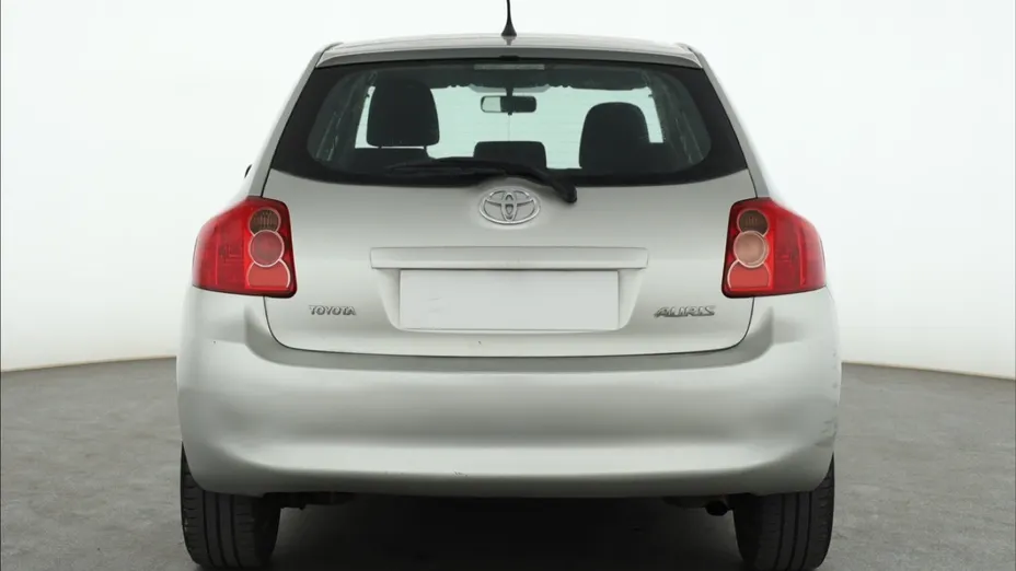Toyota Auris -