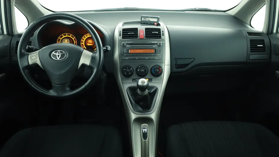 Toyota Auris -